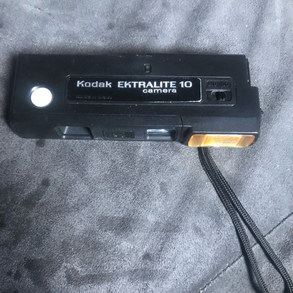 (As-Is Parts/Repair) Kodak Extralite 10 Vintage Film Camera